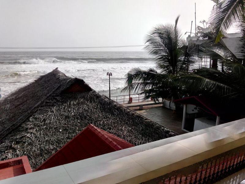 海滩弗洛拉酒店 可瓦兰 外观 照片