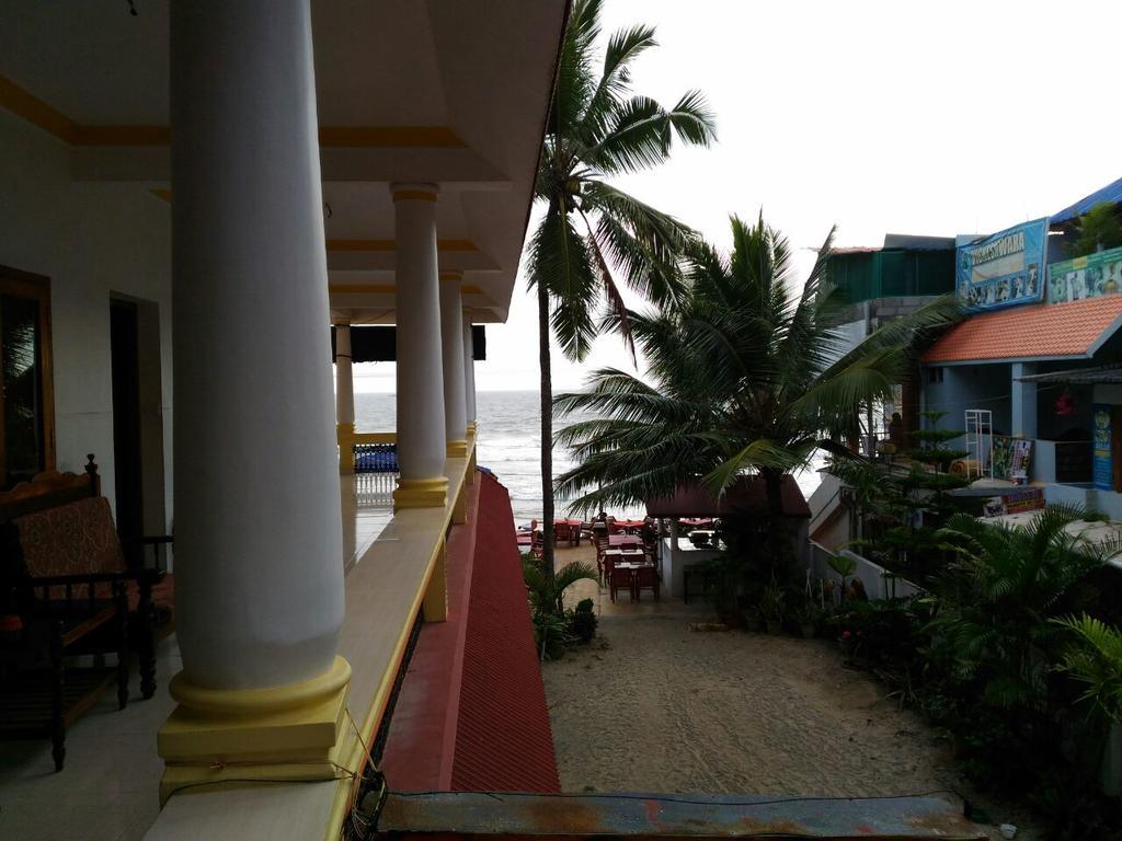 海滩弗洛拉酒店 可瓦兰 外观 照片